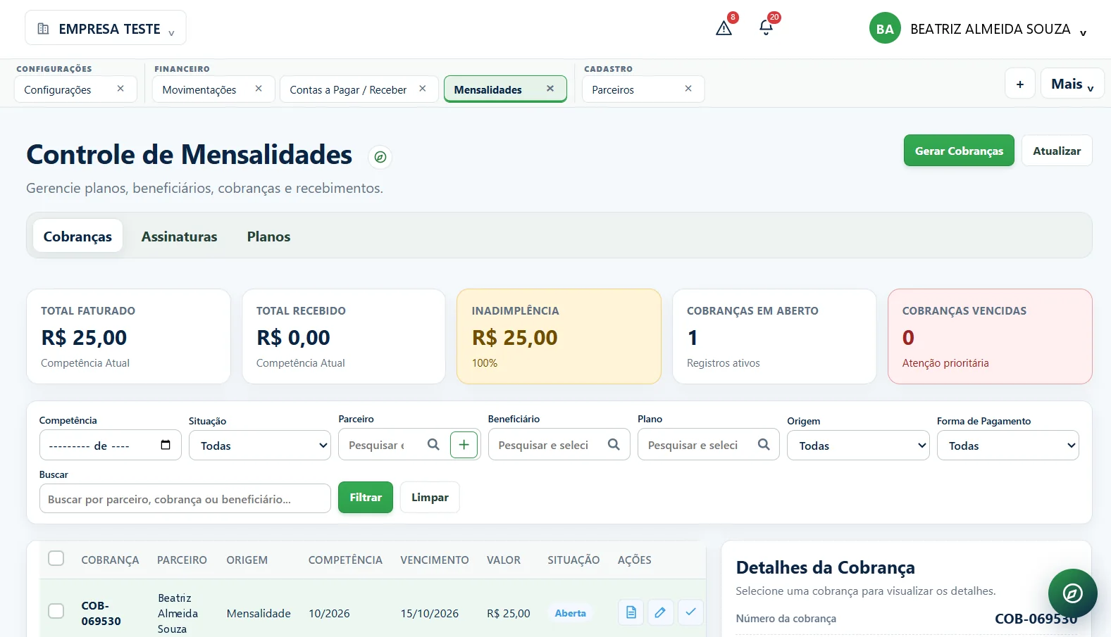 Controle de mensalidades com total faturado, recebido, inadimplência e cobranças em aberto